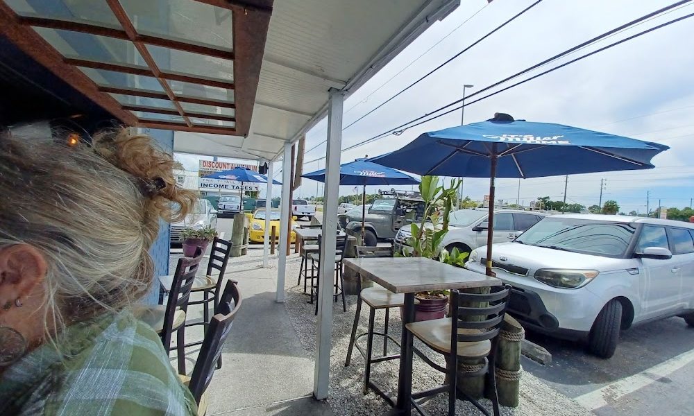 Skinny’s Bar & Grill