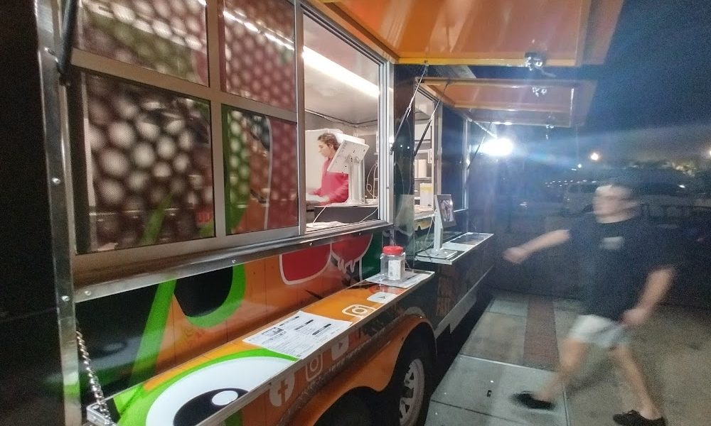 T.O.P.L.E.S.S. Tacos and more Food Truck