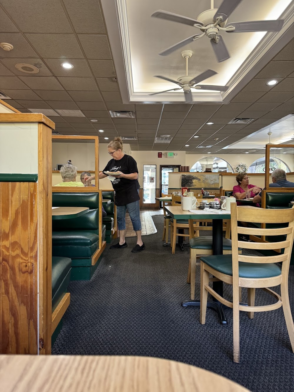 Jimmy’s Boulevard Restaurant