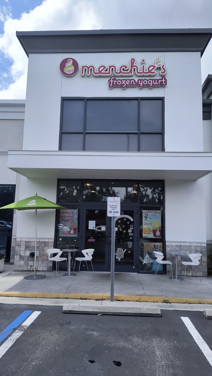 Menchie’s Frozen Yogurt